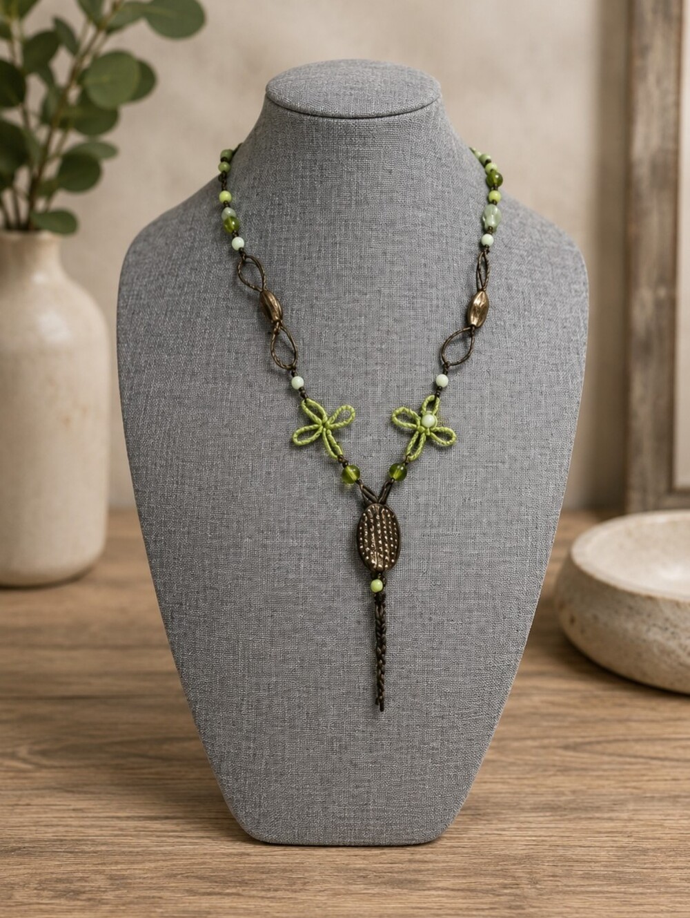 Elegant Floral Green Beaded Brass Necklace